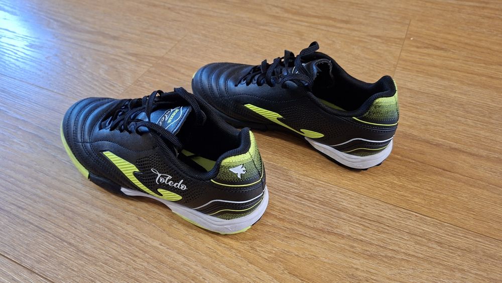 Buty JOMA TOLEDO r.35  turf piłkarskie sportowe chłopięce turfy korki