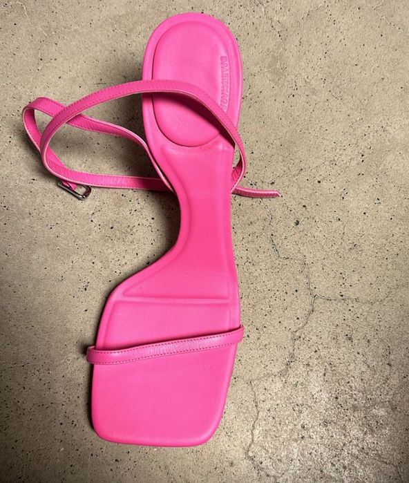 Balenciaga new pink heels sandals size 38