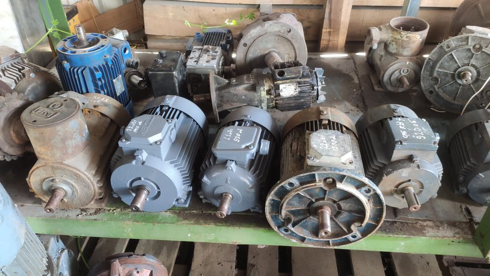 Продам Электромоторы