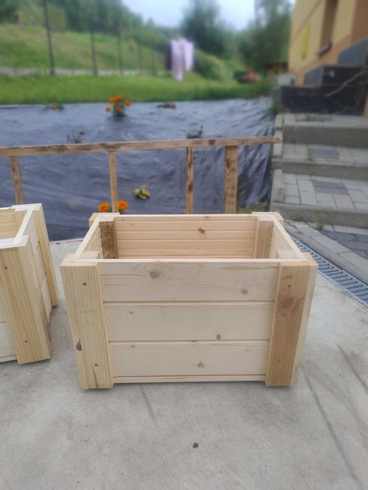 Donice ogrodowe drewniane