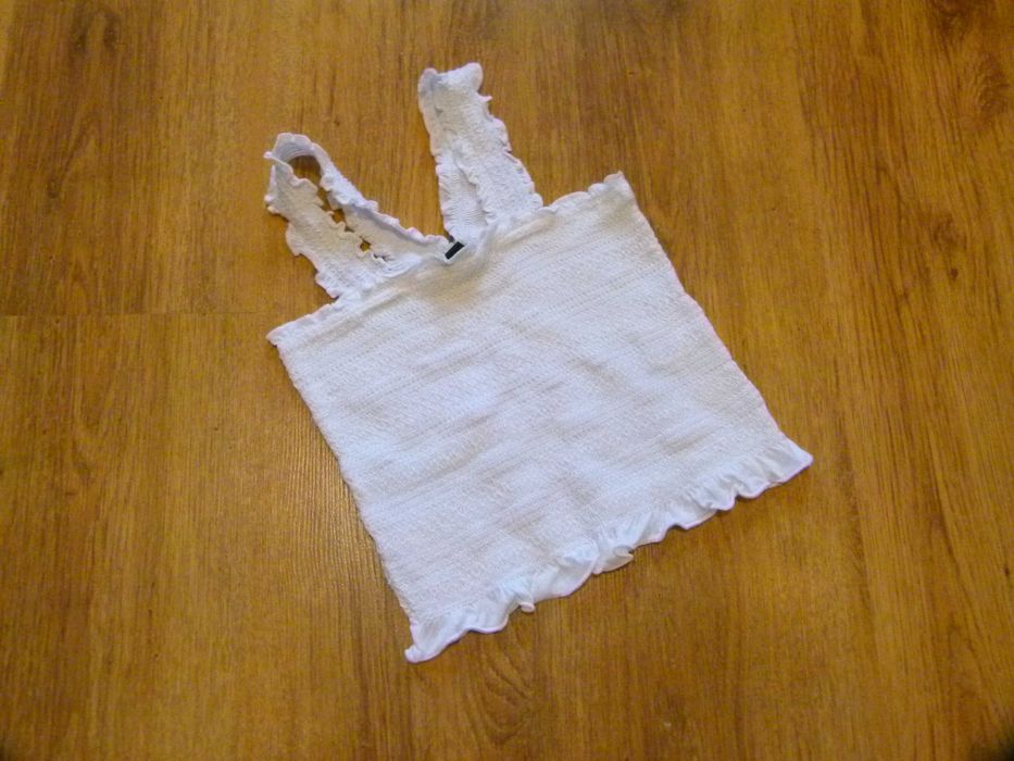 Primark bluzka crop top biały marszczony na szelkach rozm XS 34