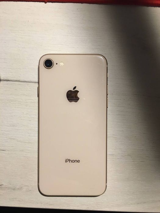 продам айфон 8 256гб