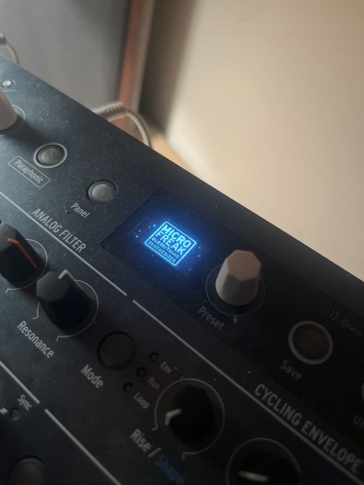 MicroFreak - Arturia - Como Nova