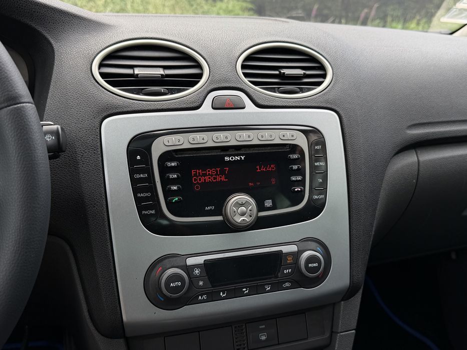 Ford Focus 1.6 tdci Sport * Nacional