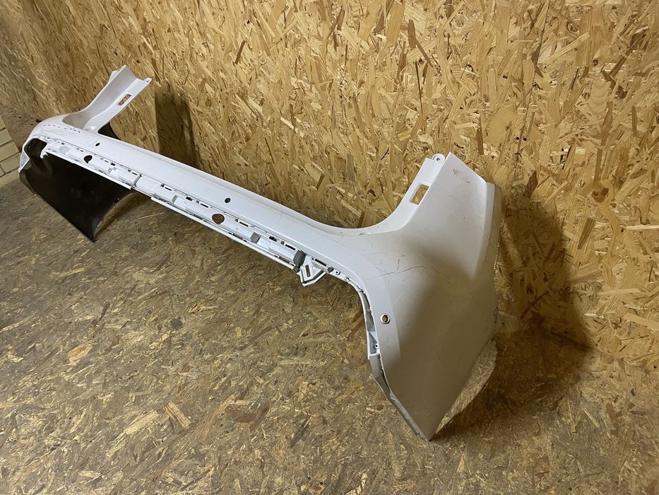 Задній бампер  Toyota Highlander 4 2019-2023 рік  Оригінал