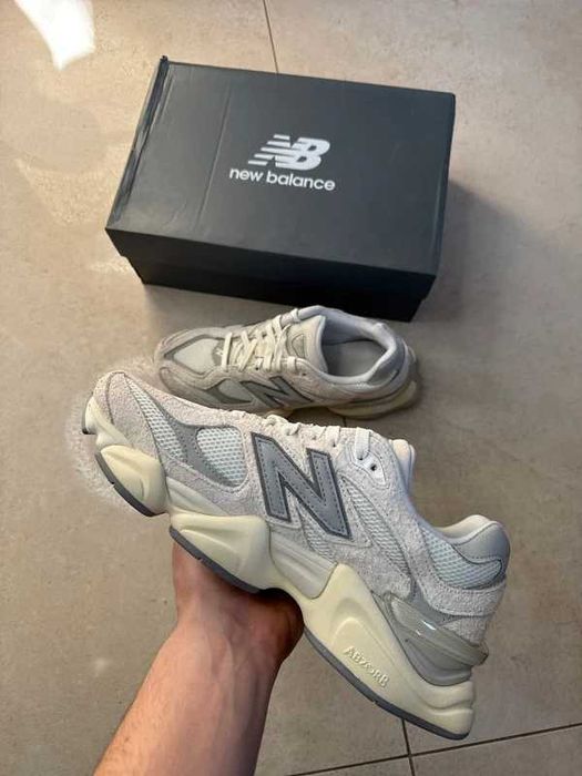 New Balance 9060 Sea Salt Concrete R.43