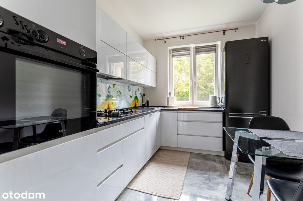 2 pokoje, 49,24m2, balkon, miejsce postojowe, klimatyzacja, parter