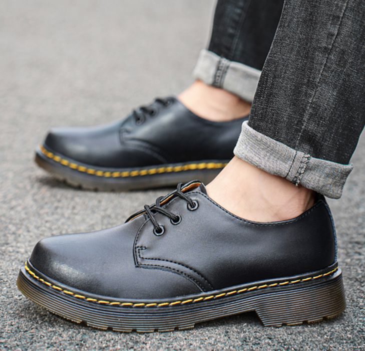Glany półbuty klasyczne unisex eleganckie martensy lojdy