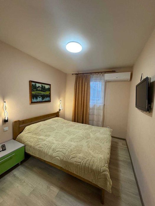 Окремий будиночок подобово в Чорноморську, район «Сади»