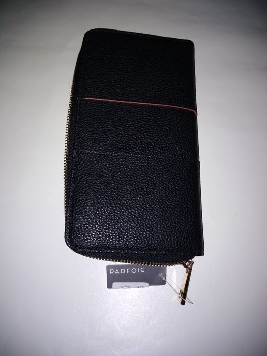 Especial Dia da Mulher - Carteira / porta-cartões marca Parfois nova