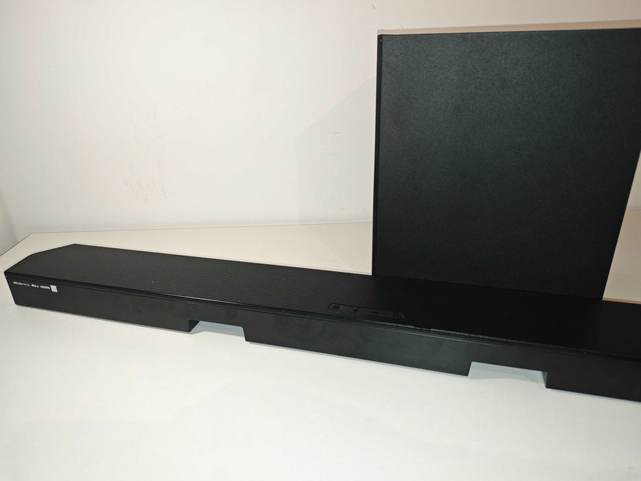 Soundbar Samsung HW Q64B