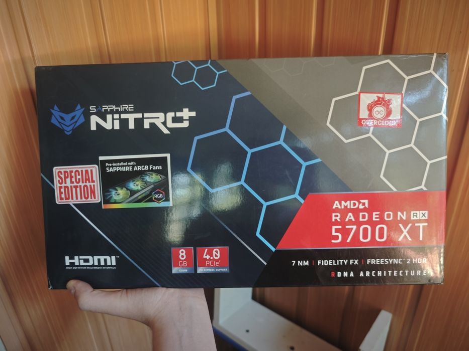 RX 5700 XT SAPPHIRE NITRO+ SE  полностью робочая и готовая к использованию