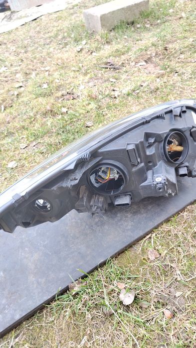 Lampy przednie Megane 3 lift wersja GT 2015 rok