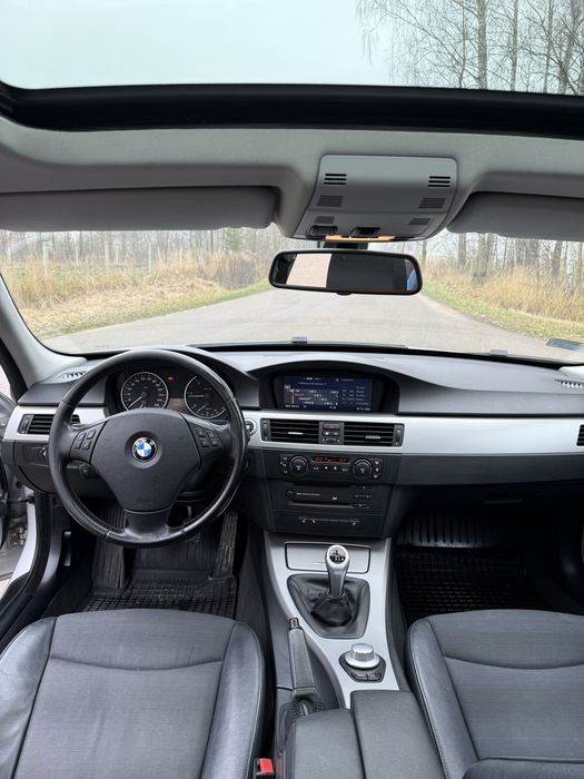 BMW E91 2.0D 163KM Duża Navi Pół-skóry Panorama Hak