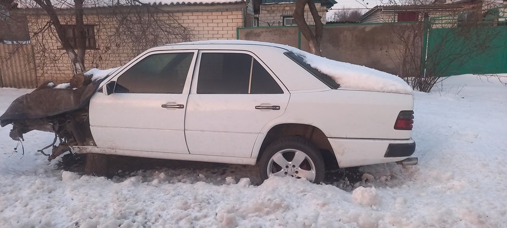 Мерседес 124 на гайки