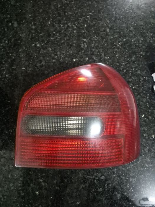 Farois traseiros audi a3