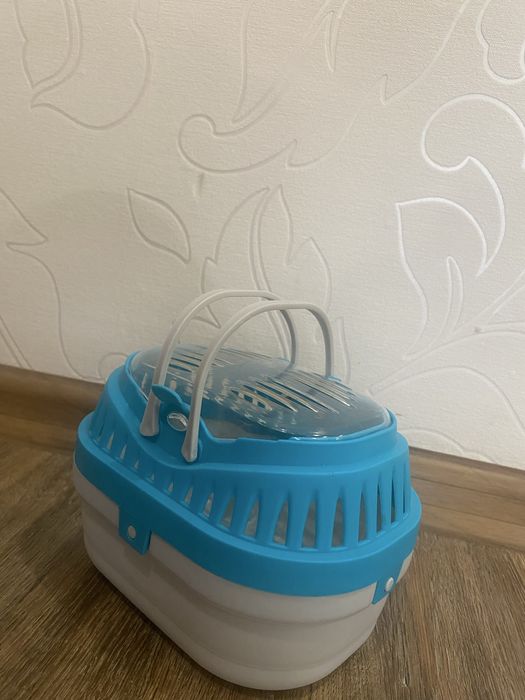 Продам переноску для гризунів Trixie (блакитна)