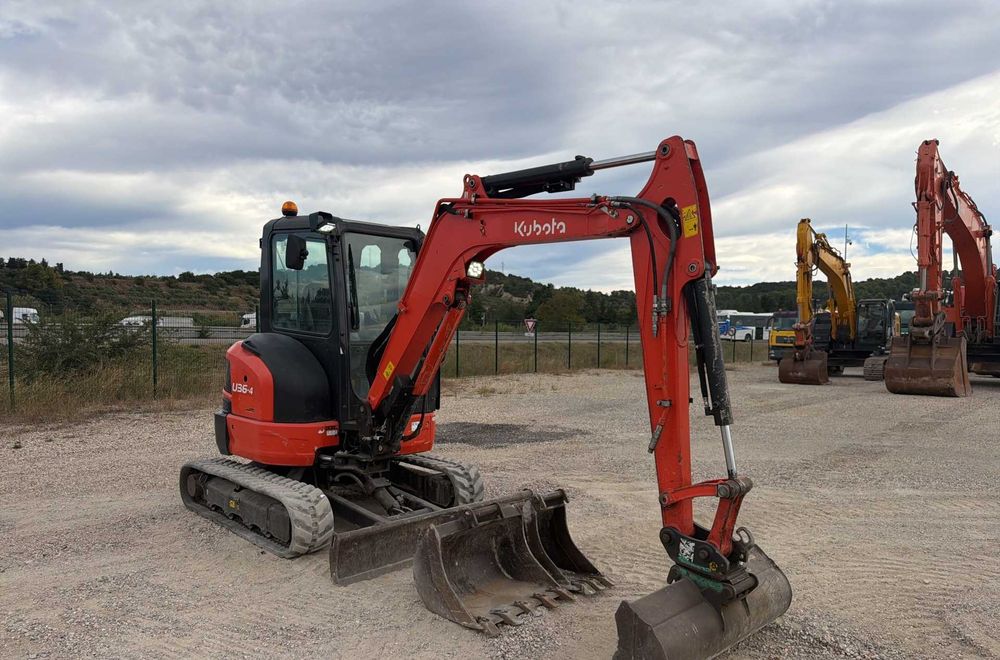 Міні-екскаватор Kubota U36 (2021 рік випуску).