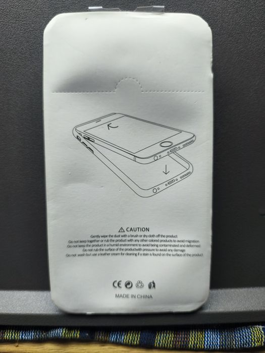 Capa Transparente MagSafe Rosa Metalizado – iPhone 16 Pro Max (Nova)