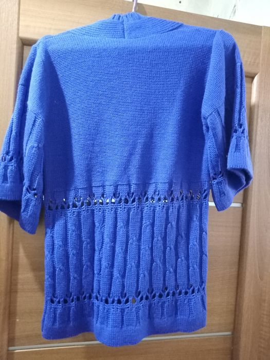 Продам     желетку