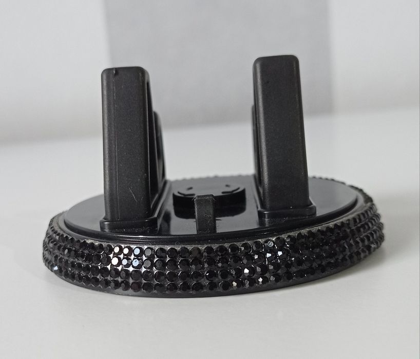 Uchwyt stojący do telefonu czarny z diamencikami do samochodu