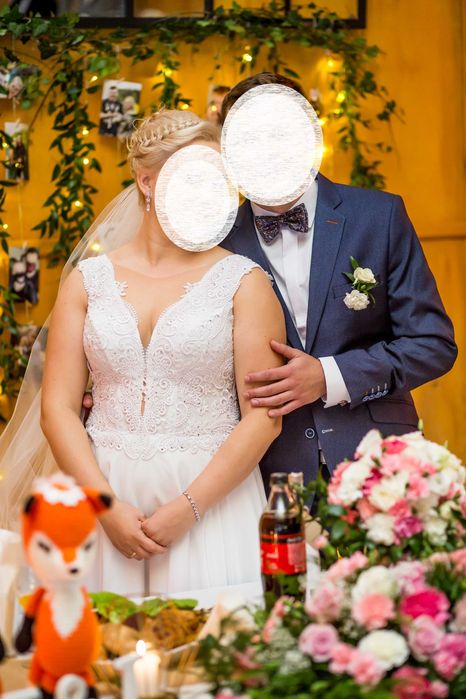 Suknia ślubna z kryształkami Swarovski
