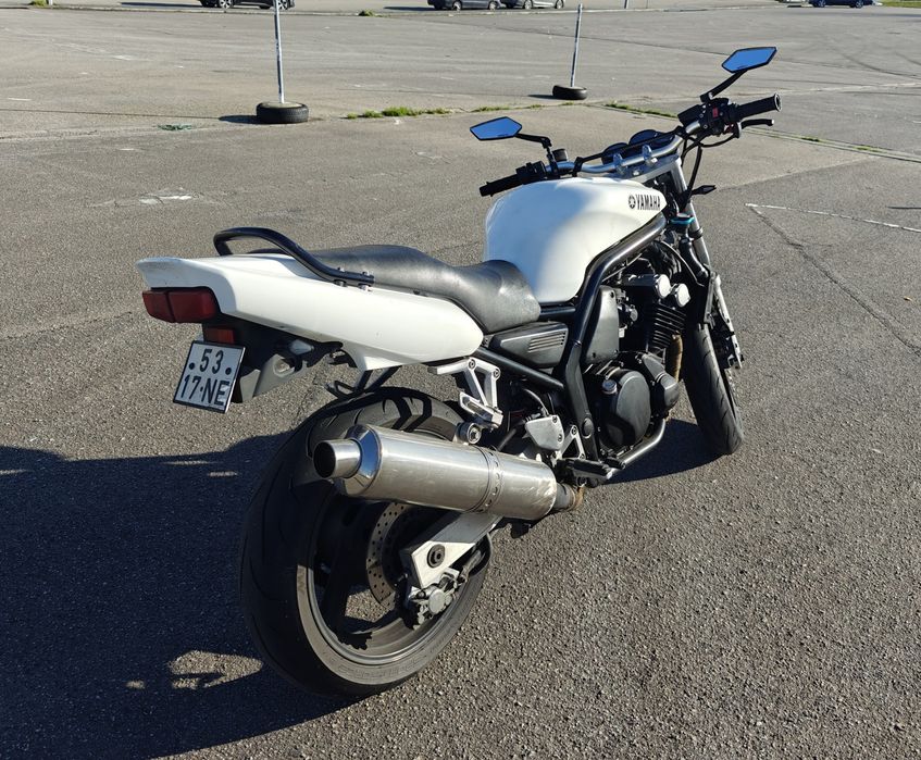 Yamaha Fazer 600