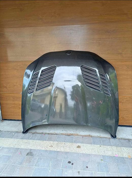 Maska BMW E60 carbon