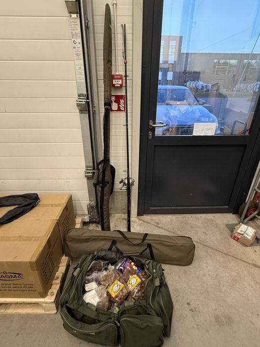 Sprzedam zestaw karpiowy – 2xwędki + 2xkołowrotki + akcesoria