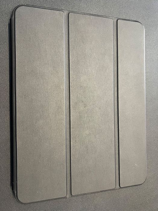 iPad Pro de 11" (mod. A1980) com caneta e capa, tudo em estado impecável