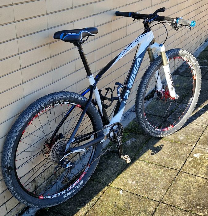 Bicicleta BTT Orbea Alma (carbono)