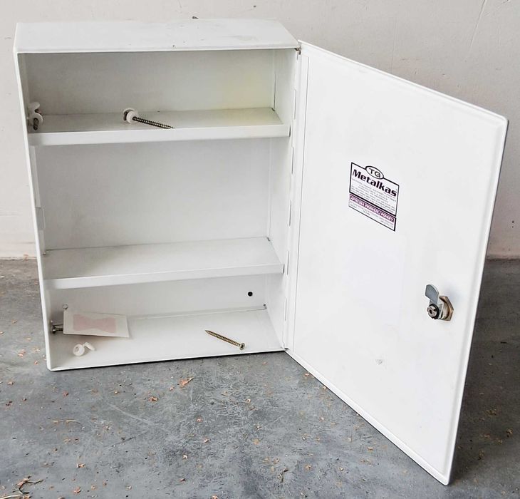 Apteczka metalowa Metalkas TG-21PA