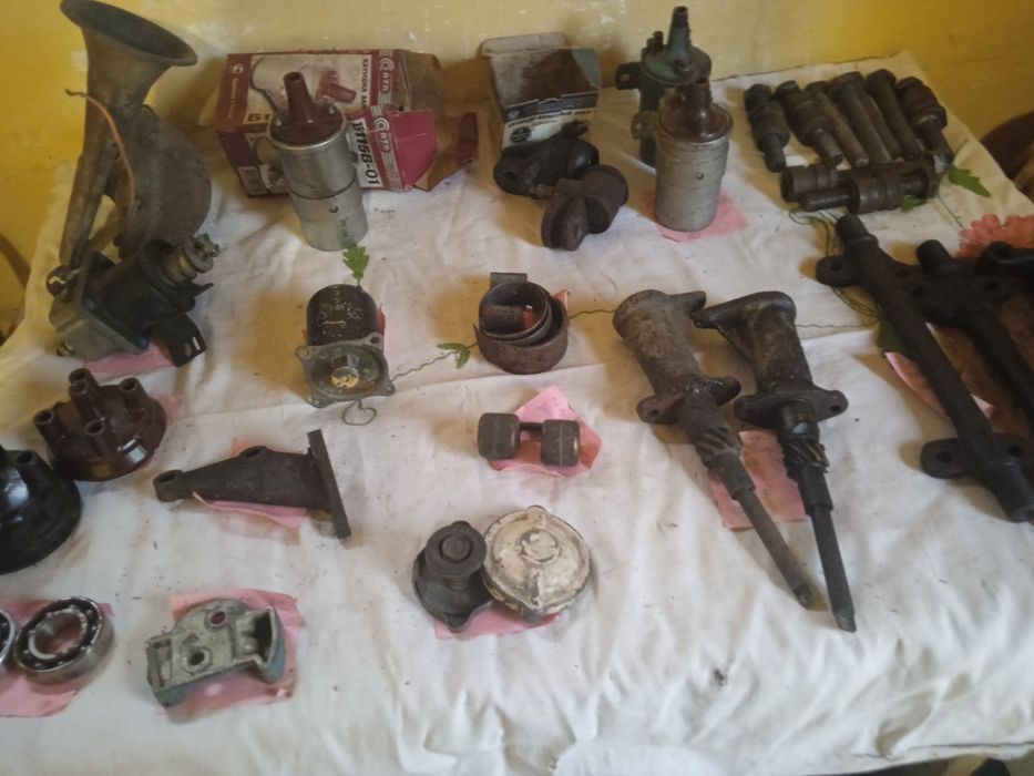 ГАЗ 21 Волга запчасти коленвал с поршнями