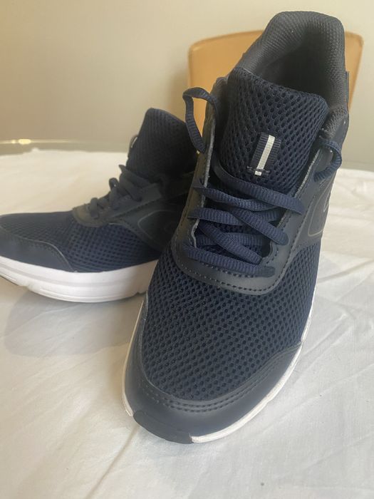 Красівки  DECATHLON EU  40 розмір