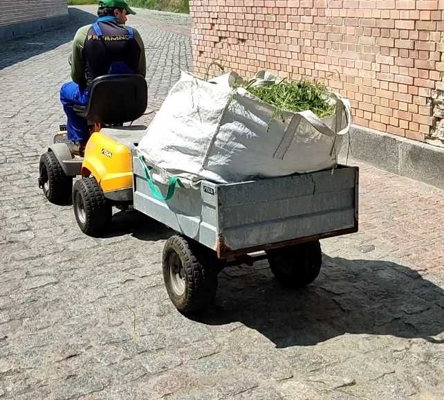 снегоуборщик- трактор, полный привод газонокосилка Stiga 4 WD