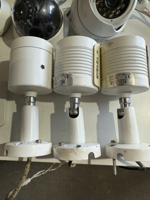 Відеокамери різні