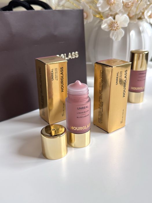 Рум'яна Hourglass Unreal Liquid Blush
