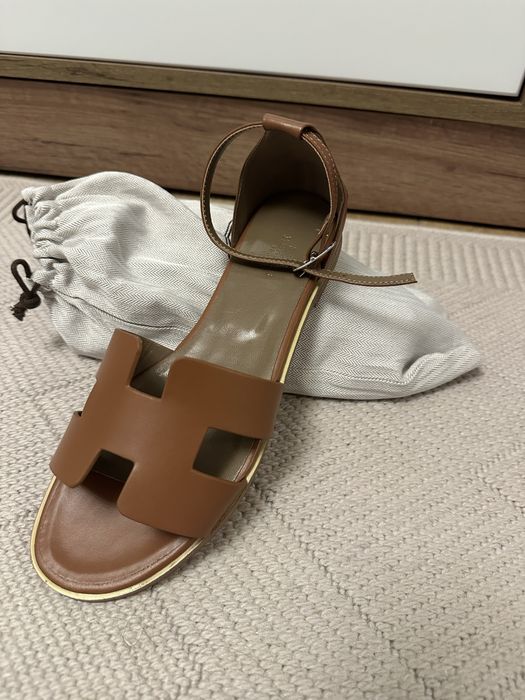 Босоніжки Hermes сандалі