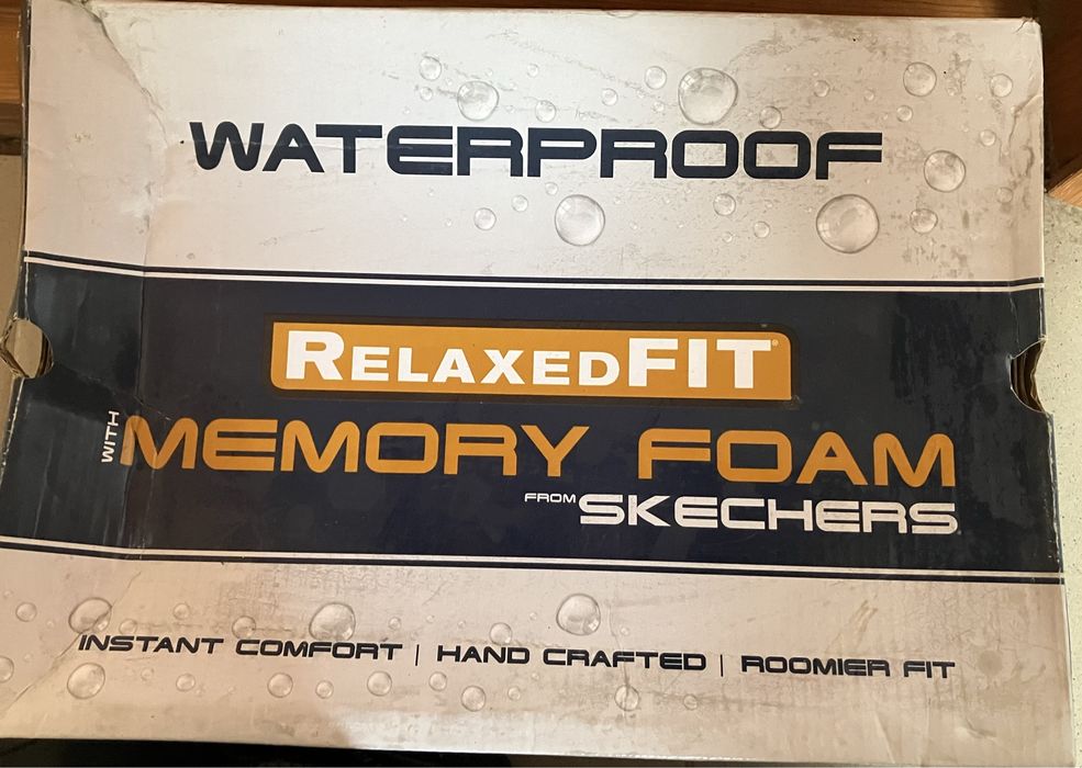 Зимові чоботи Skechers Waterproof [US 9]