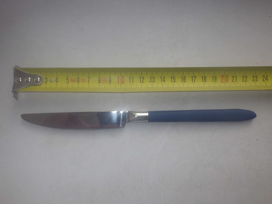 Набор столовых ножей English Home, 5 шт. Новые.