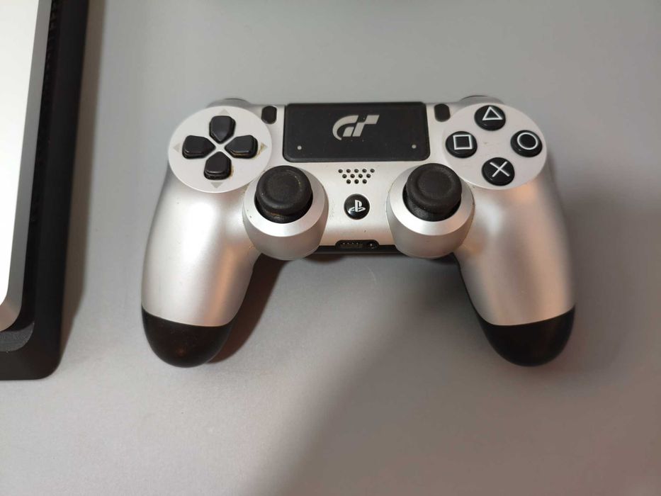 Playstation 4 GT Edição Especial