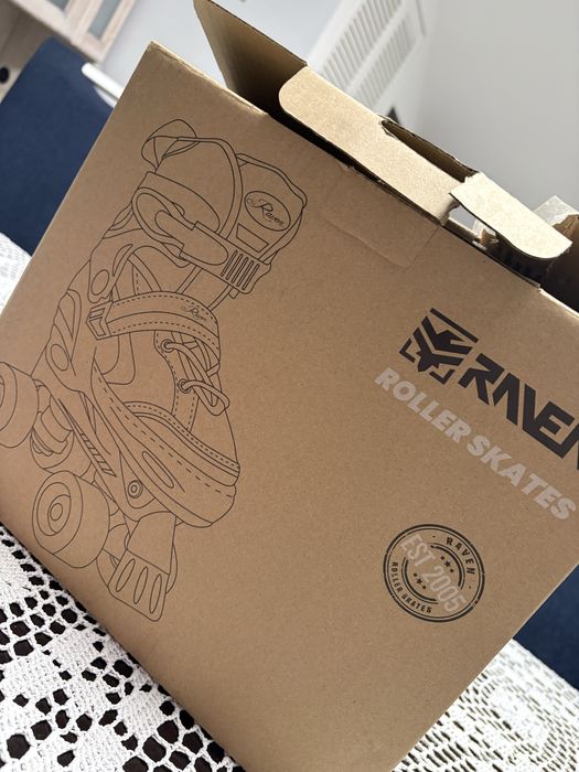 Wrotki Regulowane RAVEN Lia Pink 27-30 Kółka LED