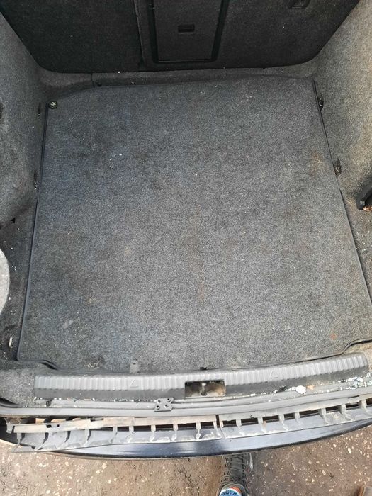 mata wykładzina bagażnika 5E5.06116.3A Skoda Octavia 3 III Liftback