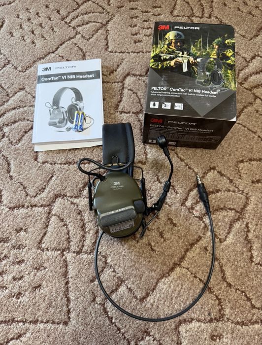 Активні навушники 3m Peltor ComTac VI (6) NIB  з мікрофоном