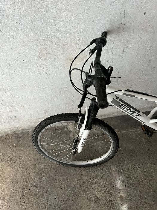 Bicicleta branca