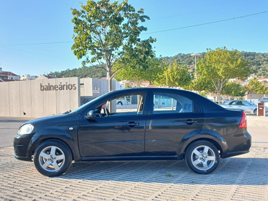 Oportunidade chevrolet Aveo 1.2 gasolina
