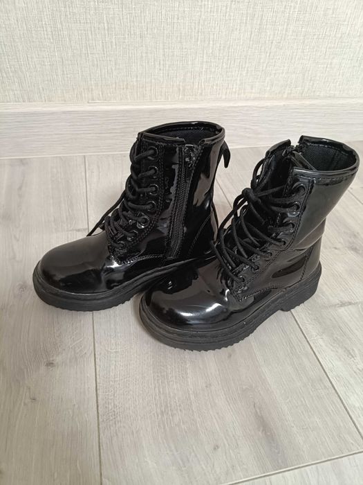 Дитячі черевички