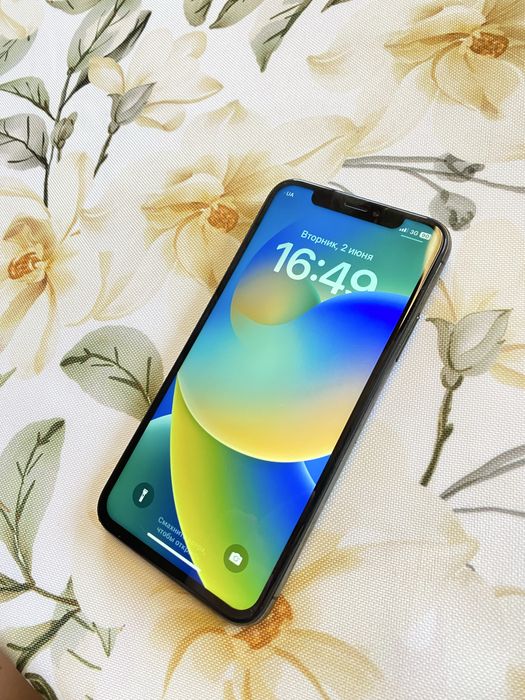 iPhone X 256gb never lock