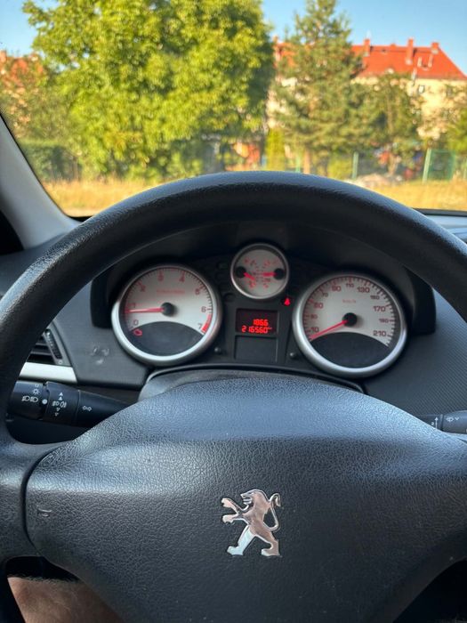 Peugeot 207 1.4 Benzyna