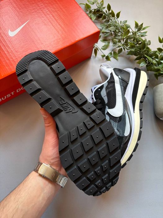 36-45 Nike VaporWaffle x Sacai Black White